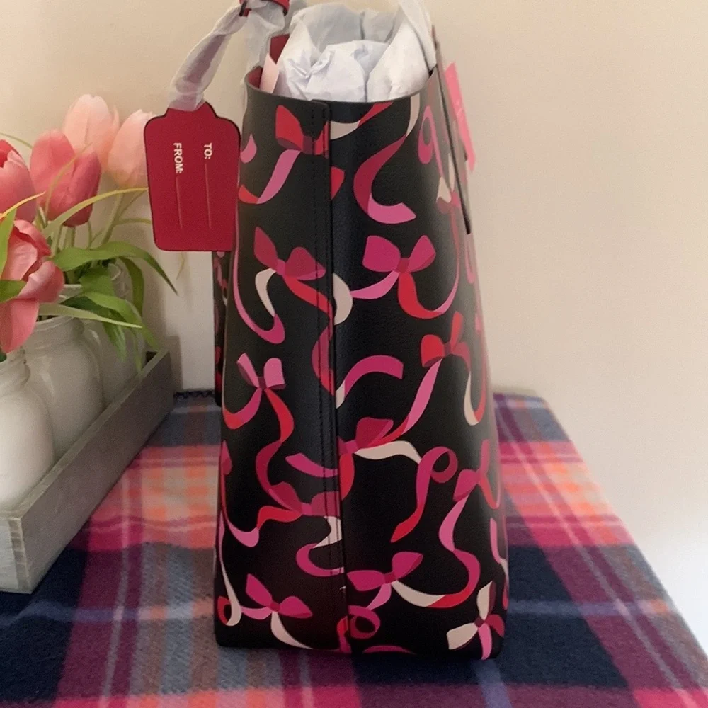 Nwt Kate spade other wrapping party reversible tote bag